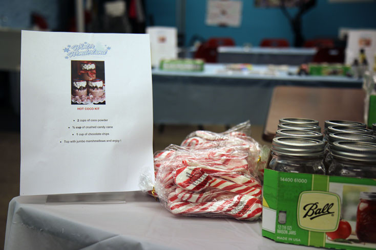 Crafts-for-Residents-of-Rose-House