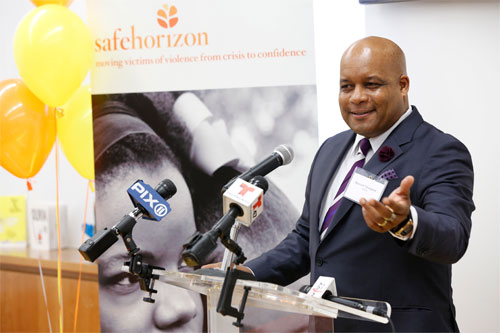 Howard-Thompson_Bronx-CAC-Ribbon-Cutting